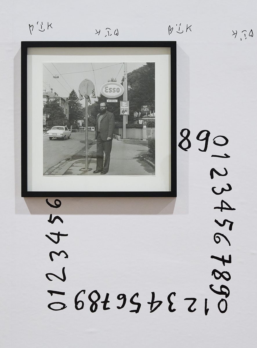 12 Julius Koller - Karl Holmqvist